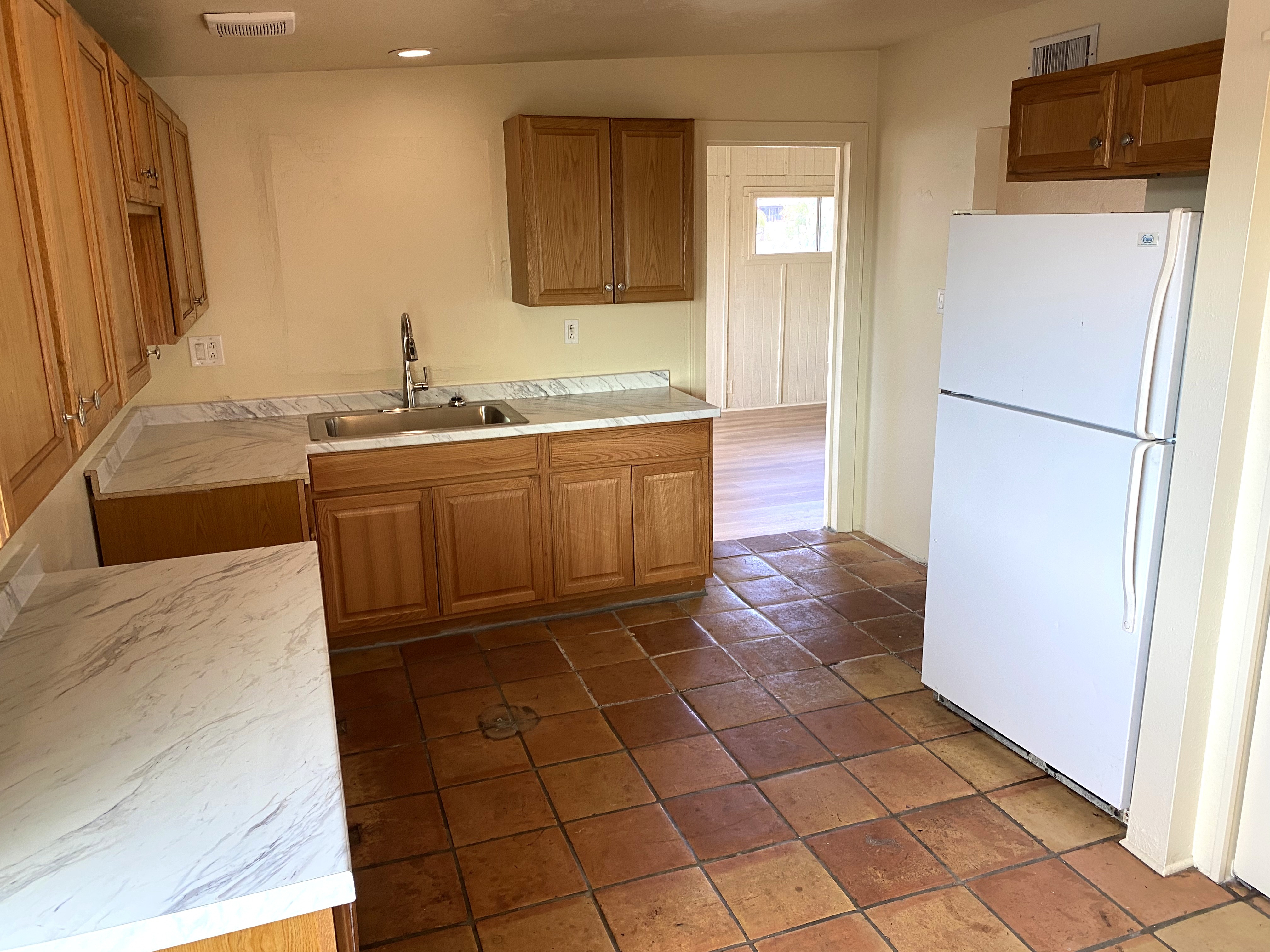 7268 E Eastview Dr prior listing photo 5
